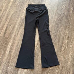 NWOT VINA Rib Sandy Crossover Flare Pants Black High Waist Size L Yoga